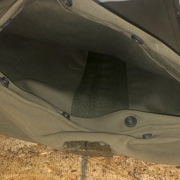 Vintage Green Military Bag / Rucksack - Collector's Item Only (LLT1584) - Picture 11 of 12